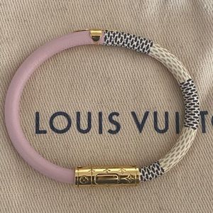Louis Vuitton Daily Confidential Bracelet size 17
